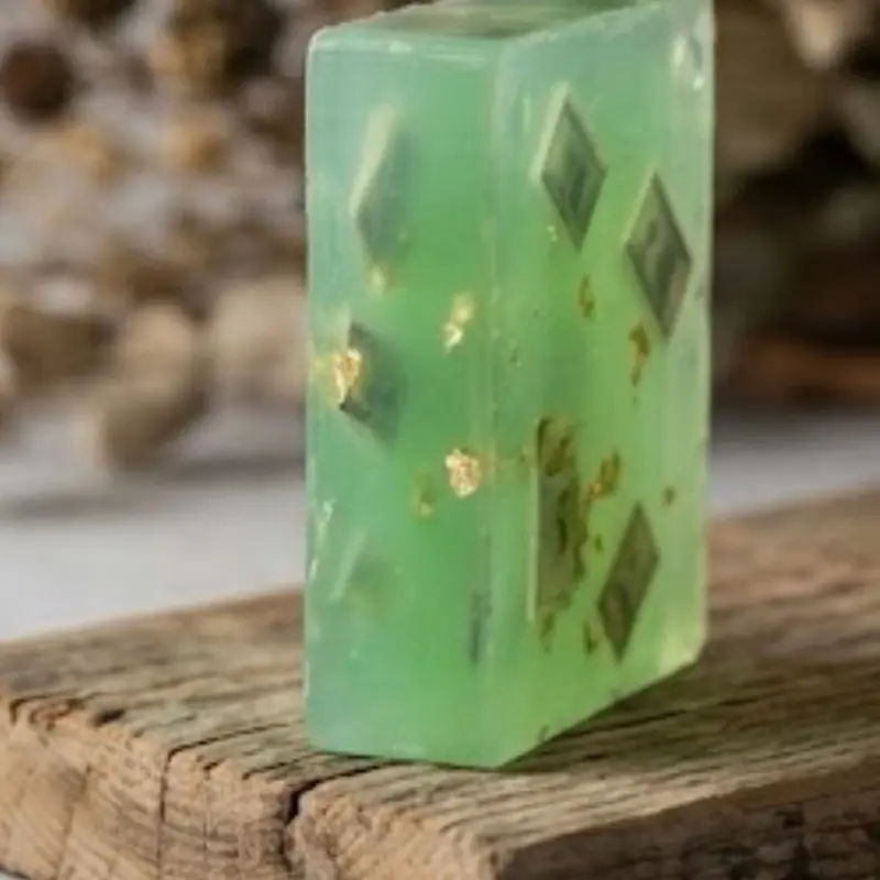 Money Drawing Soap - with Aloe & Coconut Oil, Prosperity & Abundance Charging, Visualization Insight, Green Aventurine Crystal Chips skin repair Feminine Hygiene natural