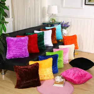 Originated from foreign markets, plush solid color glitter velvet throw pillows and cushions, soft for foreign supermarkets and foreign trade leather sofas