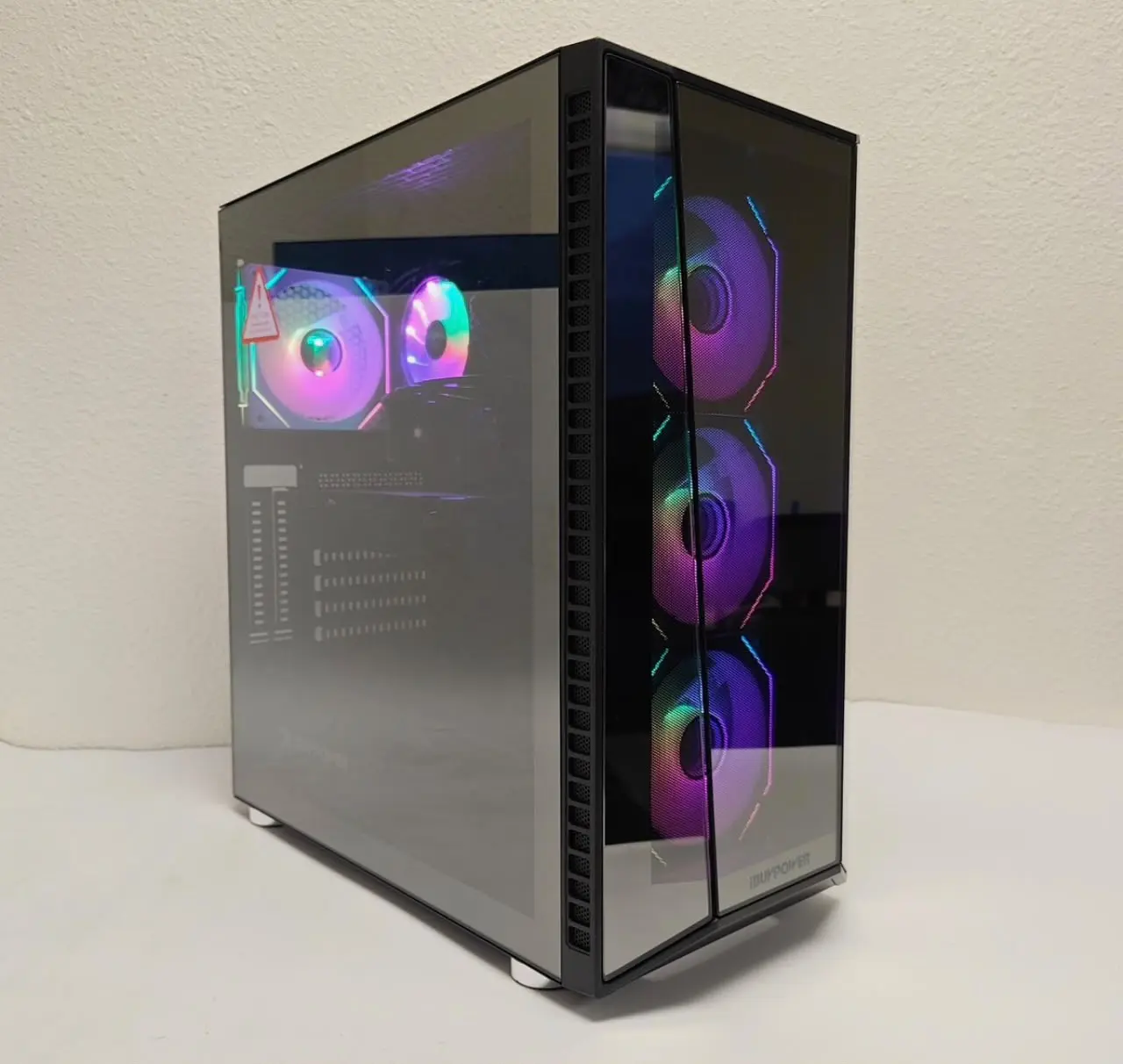 NEW AMD Ryzen 9 9950X3D GAMING PC / RTX 5090 / 6TB M.2 SSD / 128GB DDR5 RAM