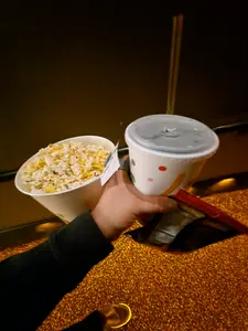 Popcorn Bucket Handle x2 for Movie Nights Durable Comfort Grip Easy to Use Versatile for Various Buckets Kitchen Utensils