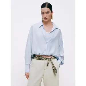 URBAN REVIVO Women's Fitted Long Puff Sleeve Blouse with Bubble Hem, a Casual Lightweight Viscose Blend Pullover