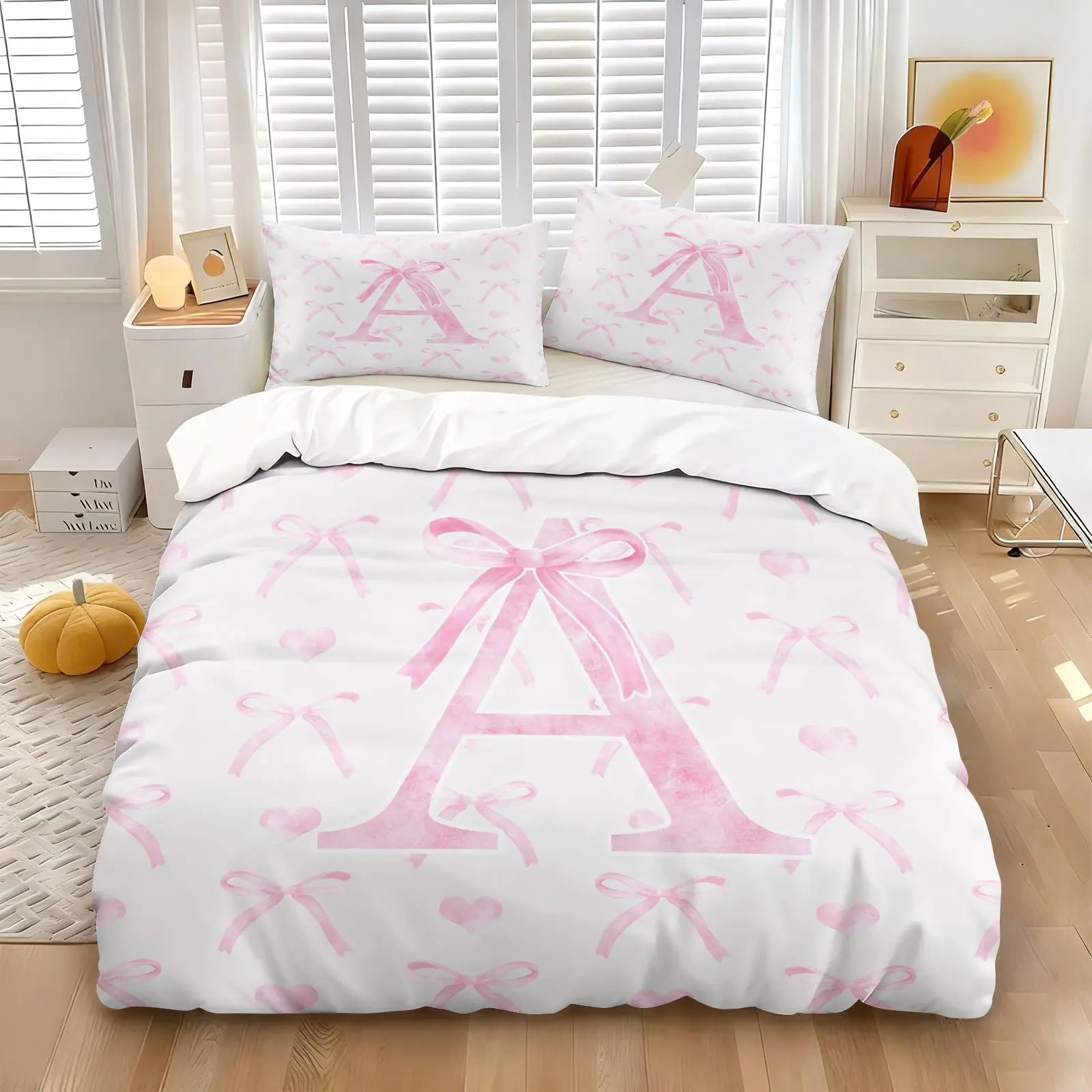Princess Style Printed Comforter Set, Including Comforter Set and 1/2 Coreless Pillowcase, Three-Dimensional Letters Pink Bow and Love Bedding Set, Soft and Comfortable, Suitable For All Seasons Princess Style Printed Comforter Set, Including Comforter Set and 1/2 Coreless Pillowcase, Three-Dimensional Letters Pink Bow and Love Bedding Set, Soft and Comfortable, Suitable For All Seasons