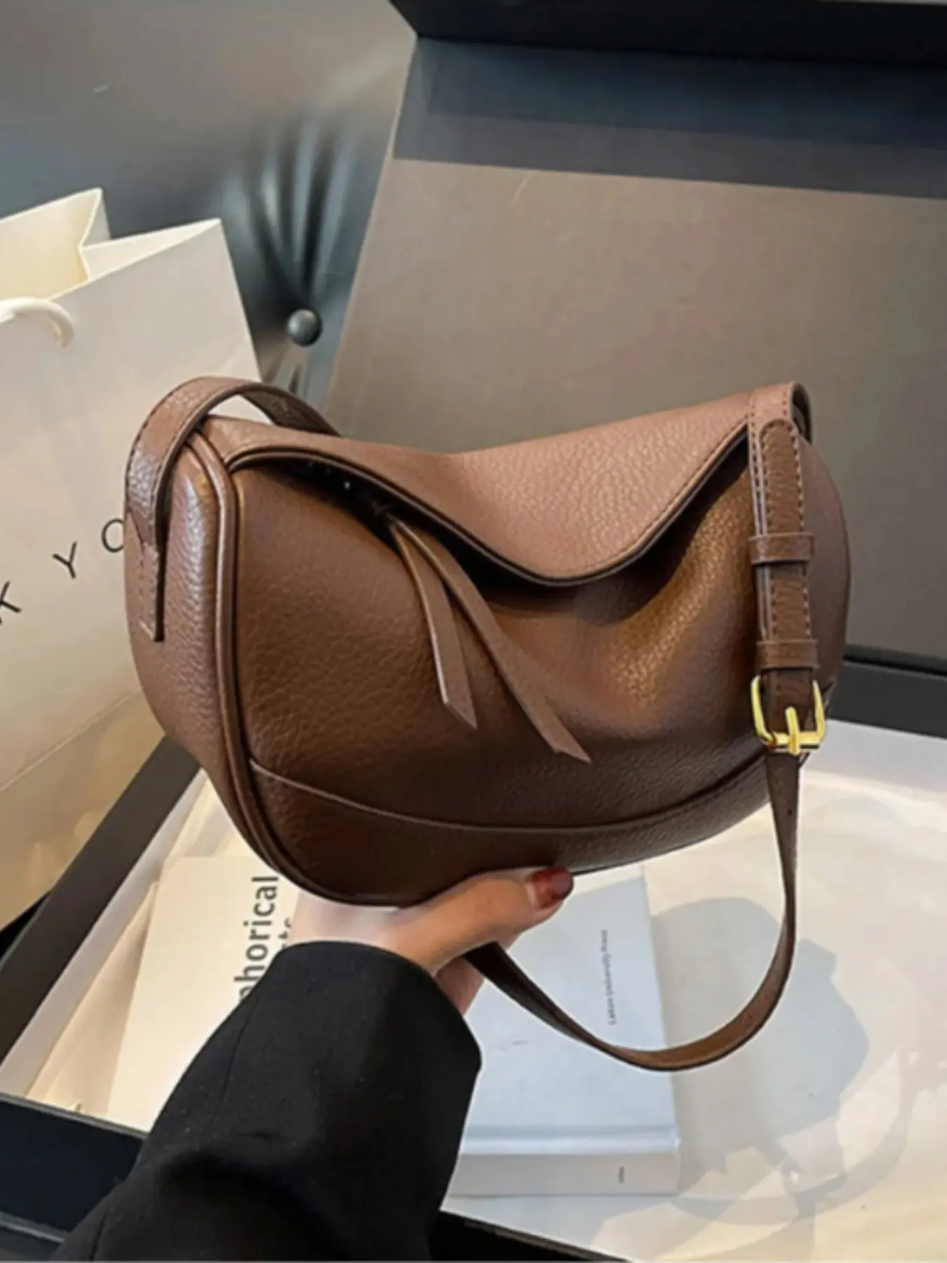 Japanese Style Casual Crossbody Bag, Crossbody Shoulder Handbag, Small Sport Shoulder Bag, Casual Fashion Bag, Fashionable Crossbody Bag, Commute Bag, Elegant Plain Design, All Seasons Use