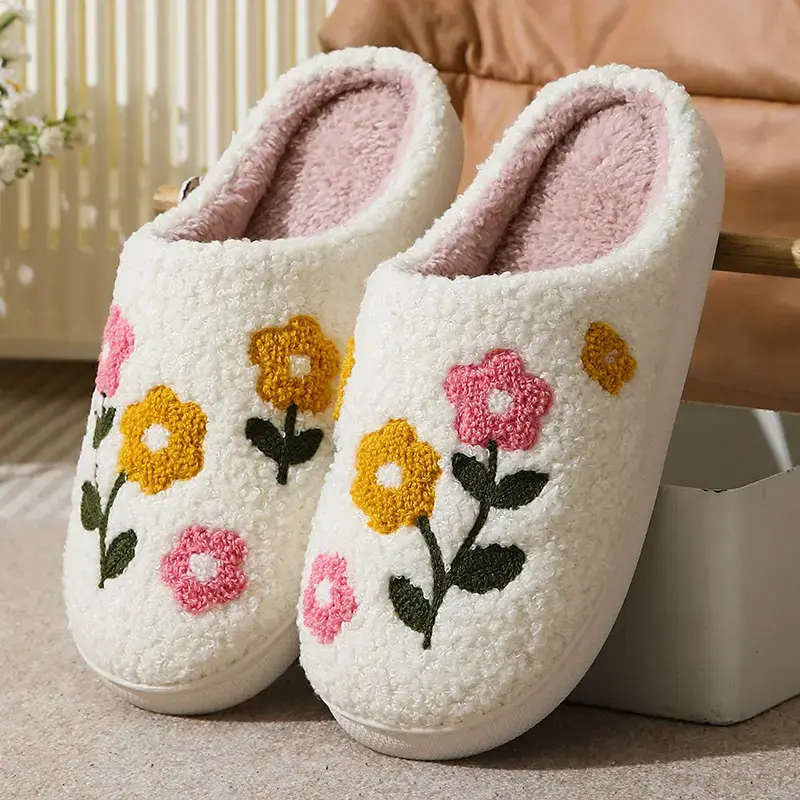 Cute Flower House Slippers for Women Indoor, Bedroom, Plush Cotton, Non-Slip Soft Sole, Winter Warm Slides