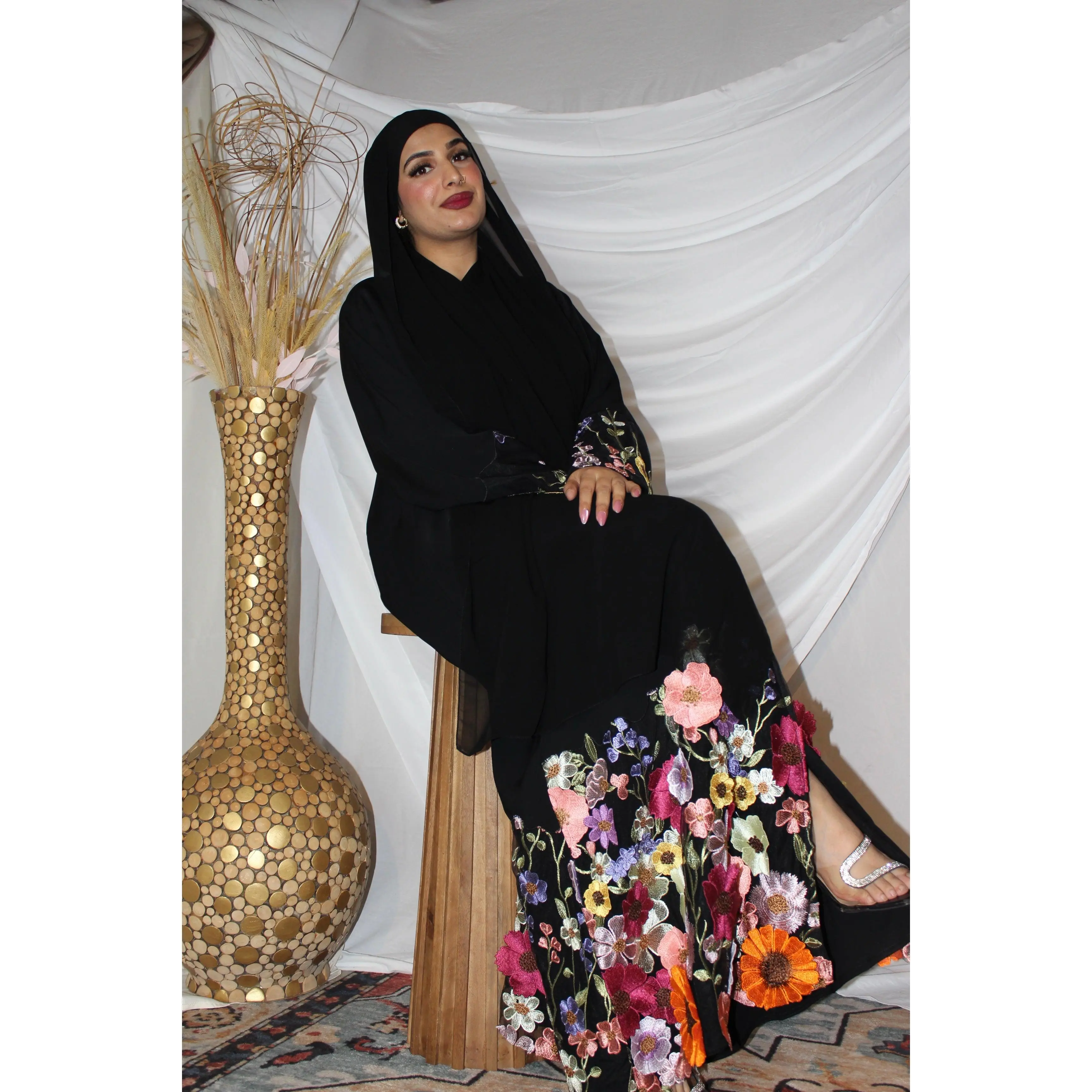 Aasiya Abaya