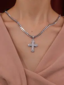 Three color diamond studded rough cross necklace 2026: 3 must-have styles, suitable for all styles!