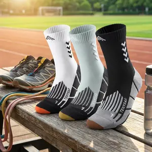 Compression Crew Running Socks for Men and Women - 3 Pairs Athletic Socks with Cushion for Work Hiking Basketball Sports, Breathable Moisture-Wicking Performance Socks for Training Jogging Gym Workout Outdoor Activities