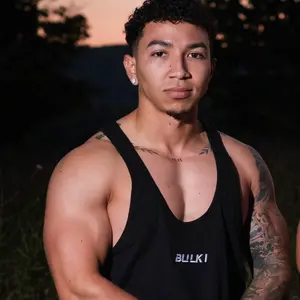 BULKI HOOCHIE-MAMI STRINGERS(Model in first picture is 5’5” 150 pounds wearing medium )