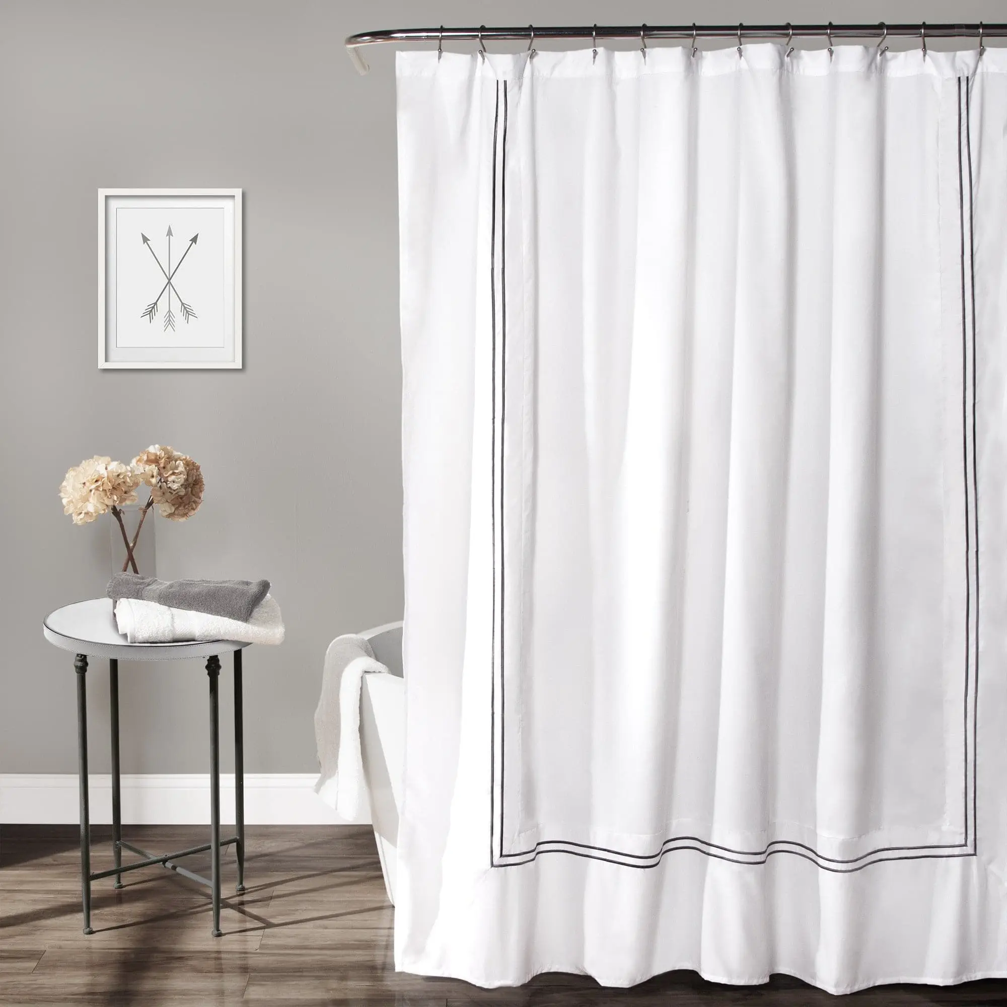 Lush Decor Hotel Collection Polyester Shower Curtain - 72x72", Minimalist Design, Simple Pattern, Bathroomcurtain for Hotel Look Spaces