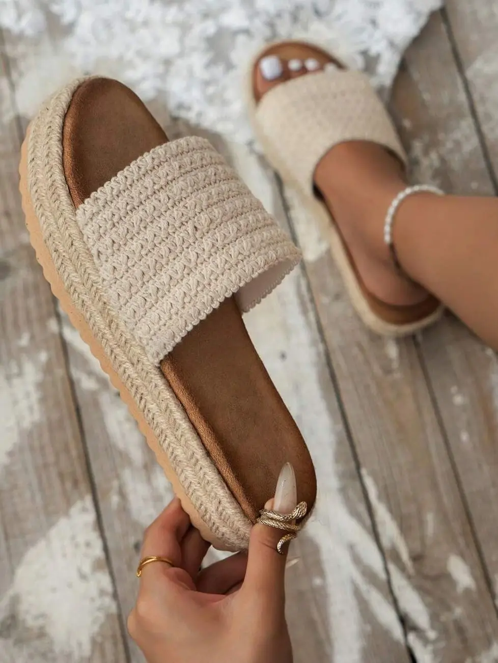 Women's Crochet Strap Sandals, Handmade Linen Rope Thick Sole Shoes, Comfortable Casual Flat Sandals for Summer Beach Vacation Outdoor Wear