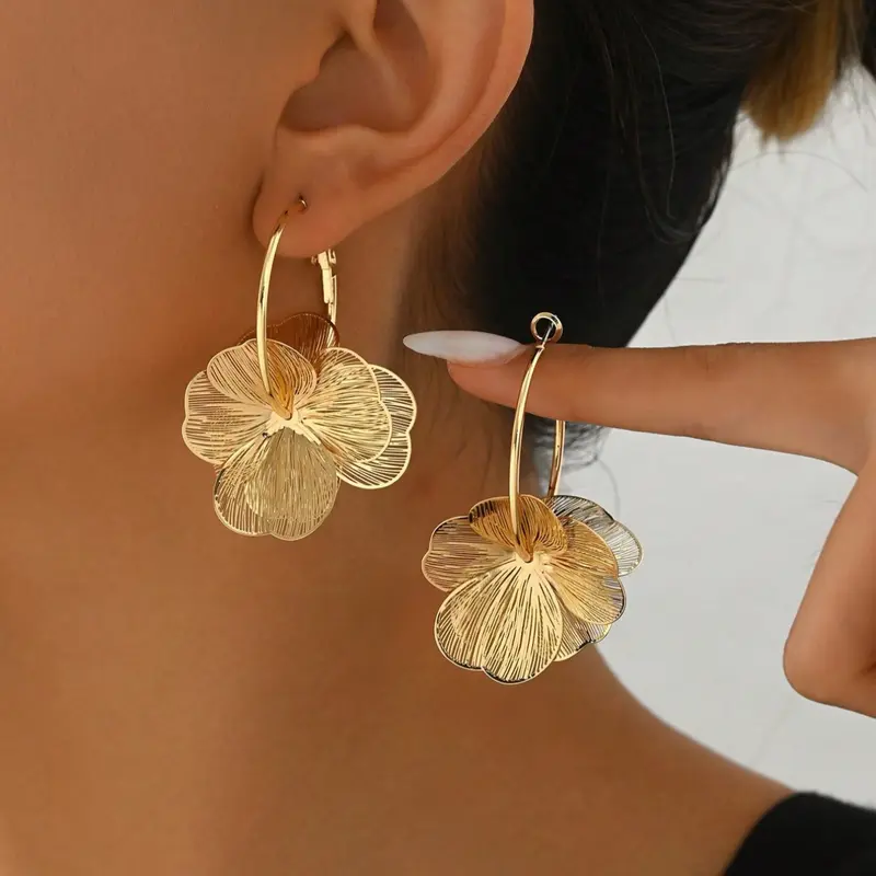 Pair of Elegant Petal Bohemian Earrings for Women, Stylish and Fashionable Accessory for Daily Wear, Perfect Gift for Her