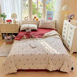 Cloudy Sensation Bubble Sandwich Summer Quilt, Breathable Comfortable Skin-Friendly Non-Sweaty Bedding, Cute Cartoon Print, Light Color Dopamine, All-Season