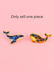 Whale Badge Classic Cartoon Animal Design Pin Brooches, Cute Daily Clothing Decoration, Perfect Gift for Family and Friends, All Seasons