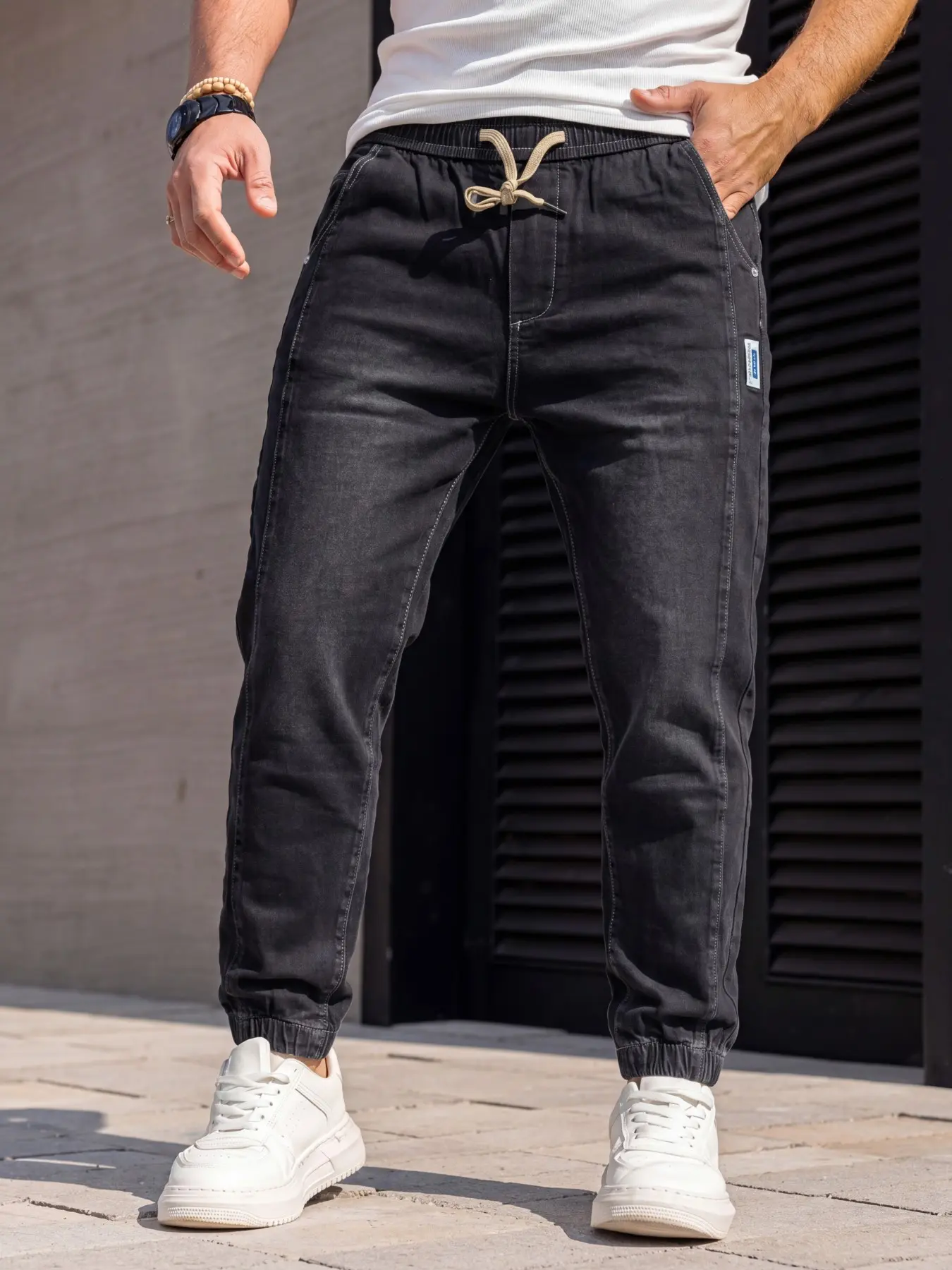 Men's Washed Jeans Denim, Elastic Waist Drawstring, Slim-Fit Button Fly, Breathable Durable Street Style Streetwear, Casual Sports Everyday Wear Pants Adjustable Drawstring Jeans