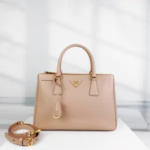 Pre-owned PRADA Leather Shoulder Bags 12.60'' R2459 Shoulder Bag C9204345576 1216 T1 Qiqi