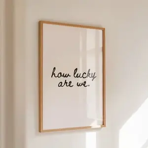 1pc, Wall Art, Vintage Poster, How Lucky We Are Quote Art Print, Cream Sentimental Slogan Canvas Painting, Bedroom Decor, Living Room Aesthetic Design, Gift for Friends, Housewarming Gift, Unframed Decoration Artistic