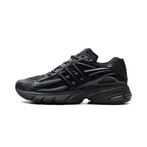 Adistar Jellyfish "Pharrell Williams - Triple Black" KJ3841