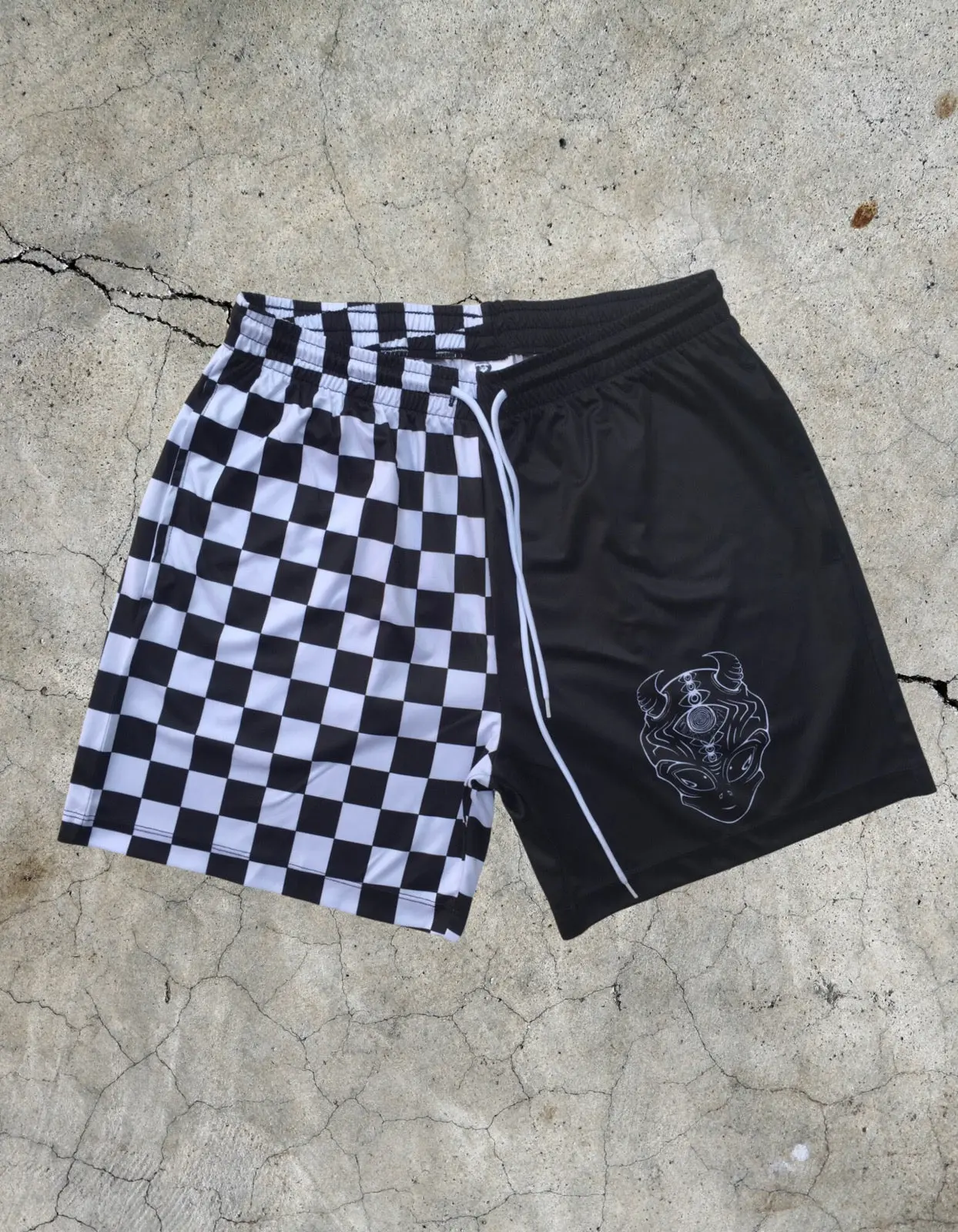 Half & Half Checkered Mesh Shorts w/Pockets