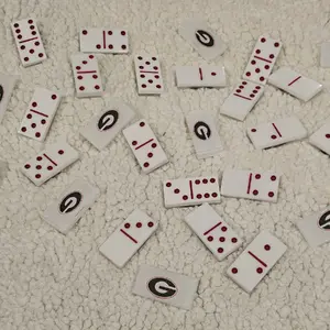 Georgia Bulldog Domino Set, 28 Dominoes, 2 to 6 Players, Game Day Essential, School Spirit Toy for Beginners, Toys & Hobbies Board Item