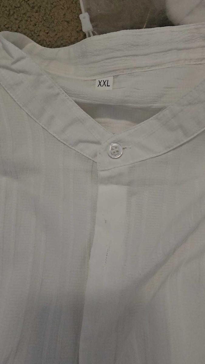 Item: White, XXL