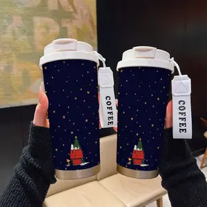Coffee Cup 530ML Insulated Travel Mug, Snoopy Christmas Tree Star Pattern, Dual Layer Leak-Proof Handle, Gift for Coffee Lovers