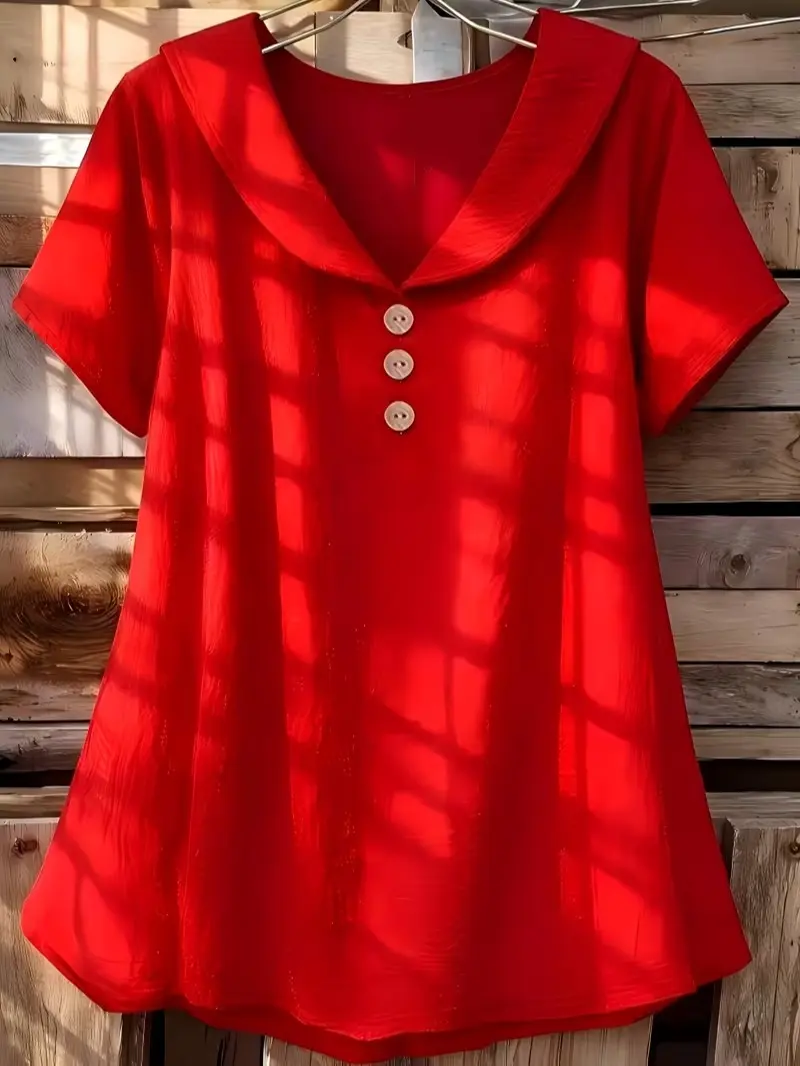 New Plus-Size Summer T-Shirt: Elegant, Stylish, and Button-Accented Collared Top