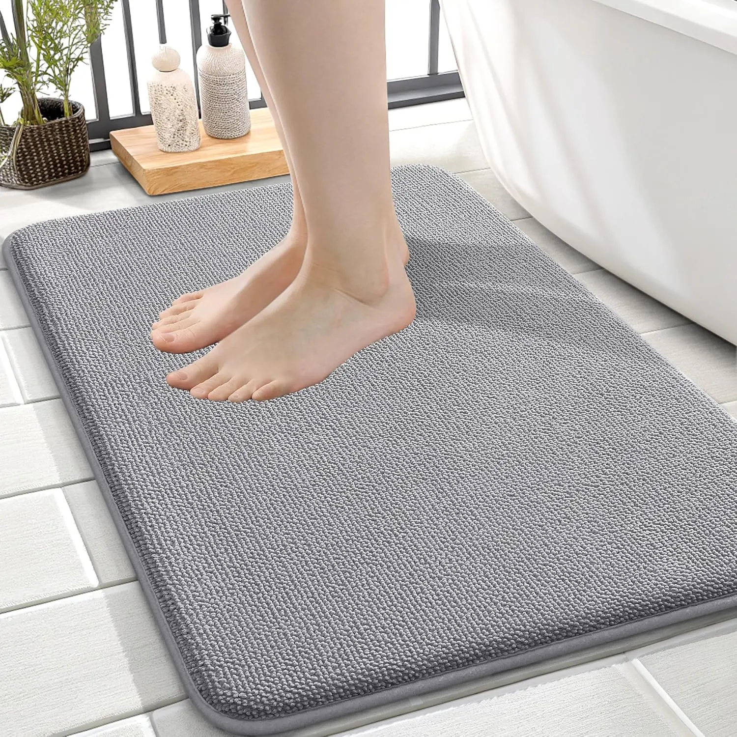 Velvet Thick Memory Foam Bath Mat, Extra Soft Absorbent Quick-Dry Non-Slip Machine-Washable Bathroom Rug, Grey Rubber Bathroom Fixture Accessory for Tub, Shower