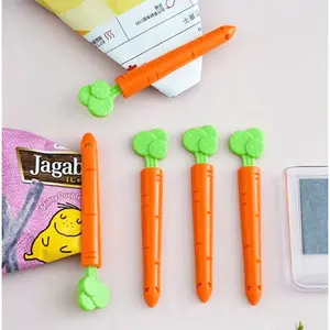 10 Pack Carrot Food Sealing Clips | Stop wasting stale chips & cereal