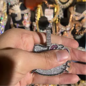 [Quick sale] Metal Coating Non-natural Crystal Decorations 1