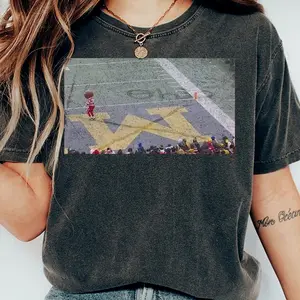 BrutusOhioState Snow Fan Football T-Shirt, Trendy Shirt Gift For Unisex, Comfortable Oversized Buckeyes Fan Tee, Casual Wear, Streetwear, Viral