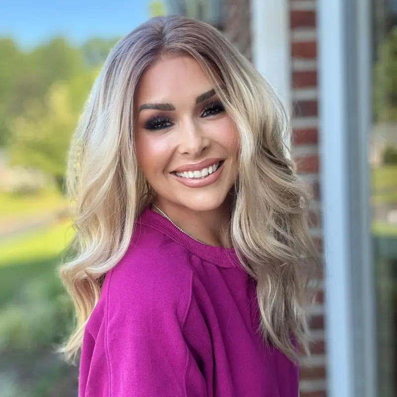 A28 by AISOM Pre Cut Pre Plucked T Part Warm Blonde Highlight Wave Wig 20 inches Synthetic Lace Front Wig for Women Ready to Wear