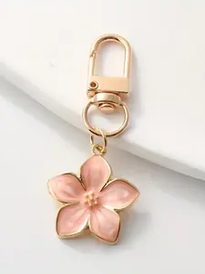 Simple Girl Heart Pear Keychain Charm, Japanese Style Daisy Flower Backpack Pendant, Cute Floral Accessory for Girls' Bags
