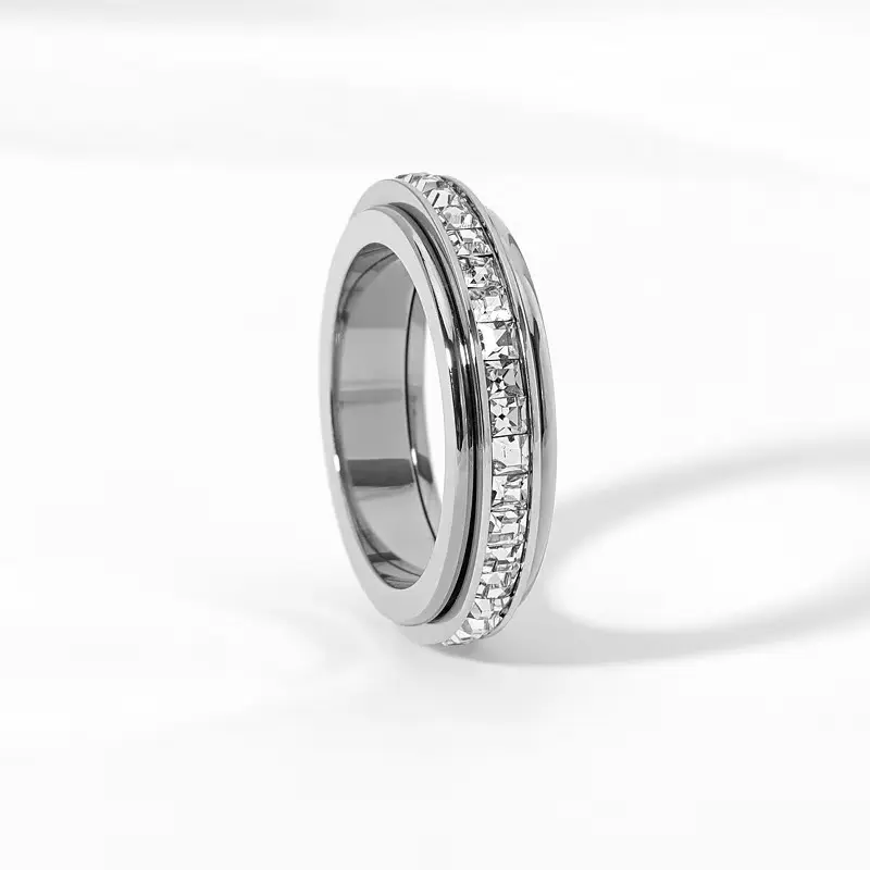 A02 Unisex Anxiety Ring, Titanium Steel Rotating Stress Relief Bracelet made from cubic zirconia; helps relieve stress and serves as a wedding ring commitment piece for comfortable wear. Sizes 6–7.