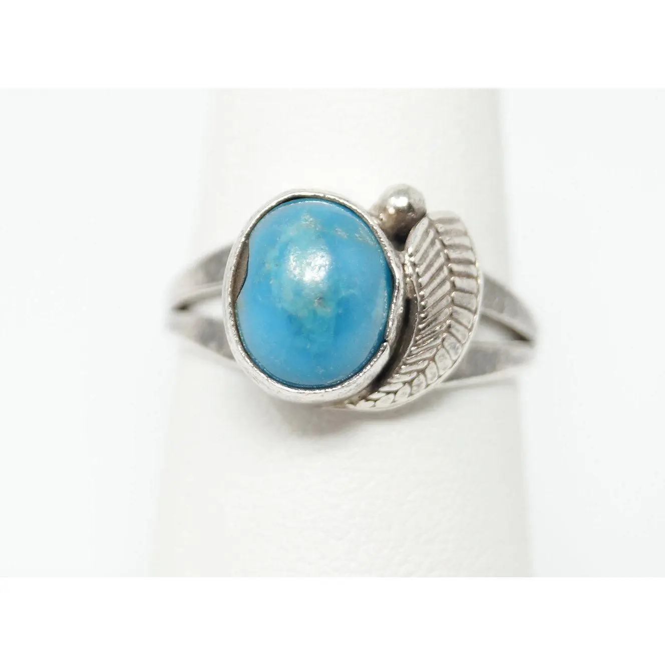 Vintage Native American Turquoise Unsigned Sterling Silver Ring - Sz 7