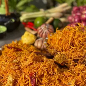 Butter Garlic Chicken Jerky 8.8oz - Khô Gà Sấy Bơ Tỏi 250g Butter Garlic Chicken Jerky 8.8oz - Khô Gà Sấy Bơ Tỏi 250g