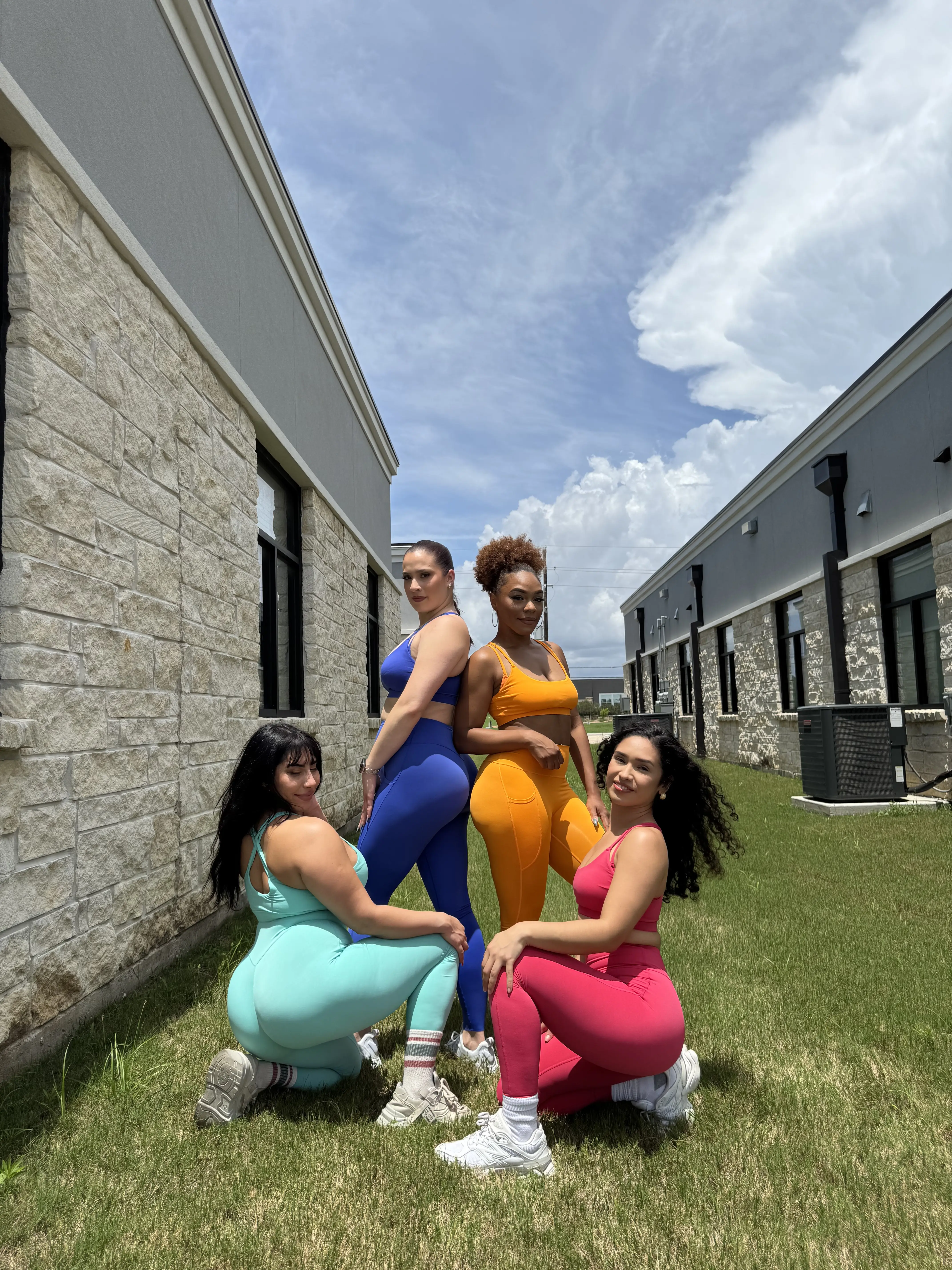 BRXL No Front Seam 25" Womens High Waisted Leggings Buttery Soft Adjustable Length Pockets Workout Yoga Gym Pilates