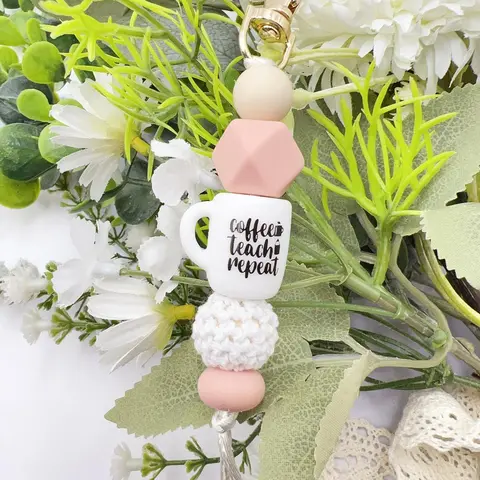 Teacher's Day Silicone & Metal Keychain, Trendy Cute Keychain, Creative Coffee Cup Pom Pom Beaded Bracelet, Ideal Gift for Teacher, Teacher Keychains