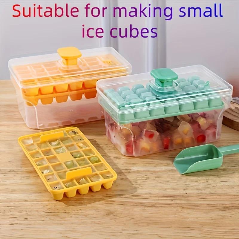 Summer savior: ice tray with lid and ice storage box, can make 68 ice cubes, easy to remove the ice cubes with a simple press.Perfect for holiday parties