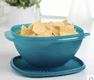 Tupperware Heritage/ Servalier Square Bowls - Small and Extra Large
