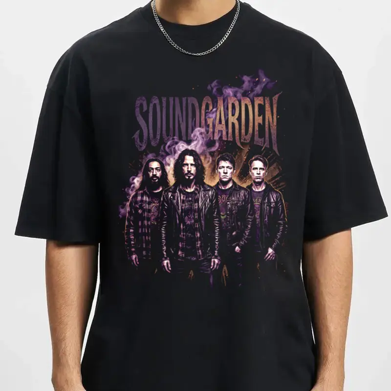 Soundgarden Grunge Rock Band T Shirt Retro Band Graphic Tee – Classic Concert Style T-Shirt