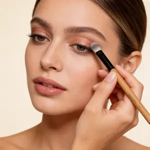 Viora Beauty Bamboo Handle Concealer Brush, Soft Synthetic Brush for Precise Blending & Contouring