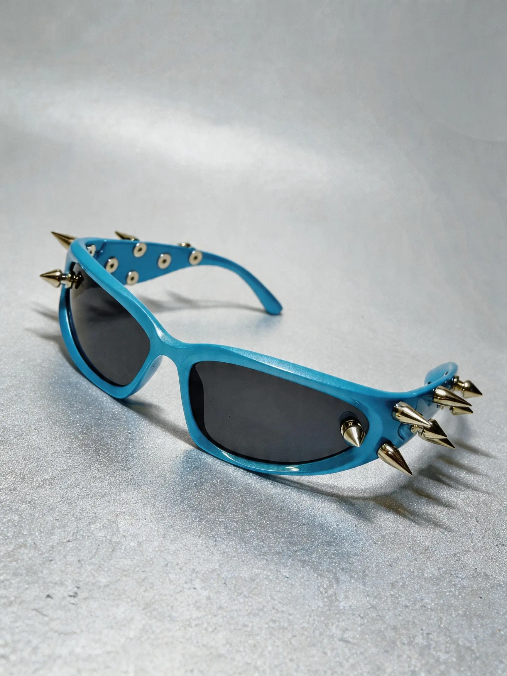 Punk Style Studded Decor Sunglasses, Trendy Casual Gothic  display picture 3