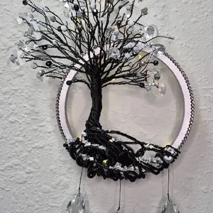 Black 6-in Glass Prism Heart Wire Tree of Life Wreath, Home Decor Hanging Home Supply