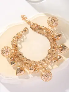 Valentine's Day Heart Charm Bracelet – Dainty Love Theme Jewelry for Women, Romantic Gift for Her, Anniversary & Couples' Keepsake (Perfect for Date Nights & Special Moments)