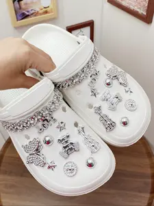 20pcs Silver Color Chains Set, Bear Butterfly Violin Love Star DIY Fashion Accessories, Shoe Decoration, Durable Abs Material for Shoes Bags Garden Sandals
