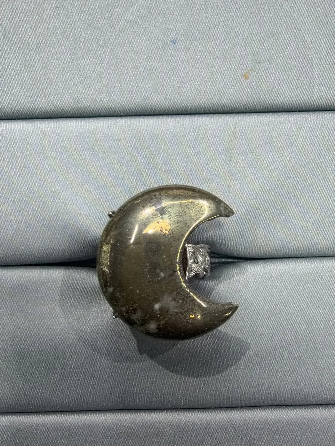 Wen(18486)gc.pyrite moon