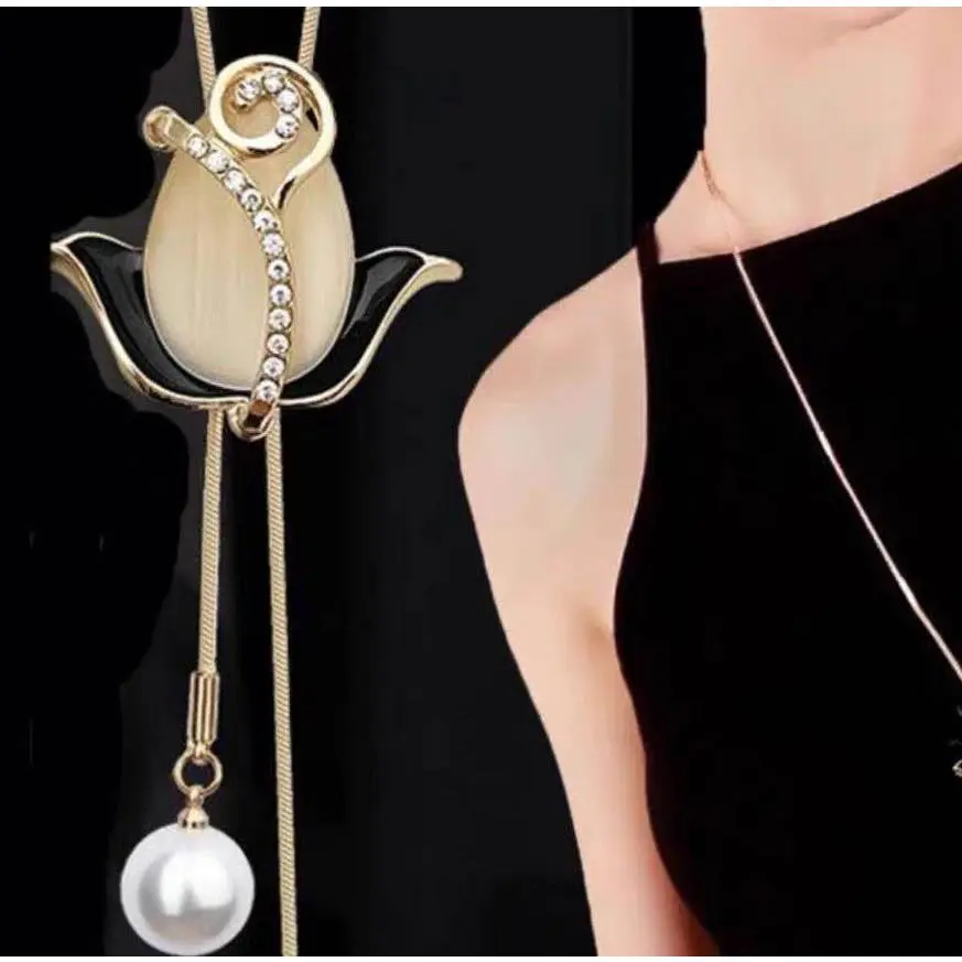 006 Champagne Tulip Necklace