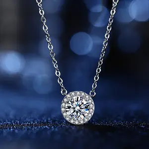 Round Cubic Zirconia Pendant Necklace Silver Chain Clavicle Bone Chain Suitable For Dresses/Elegant Outfits Exquisite Accessories Full Of Atmosphere Light Luxury Collarbone V32