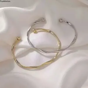 Elegant Simple Twist Knot Bracelet - Rose Gold Stainless Steel, Adjustable Bracelets for Wedding Party, Daily Wear