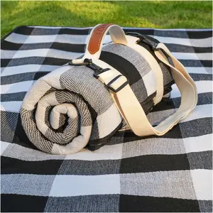 Cute Buffalo Plaid Picnic Blanket - Waterproof & Portable for Outdoor Adventures, Picnic Mat